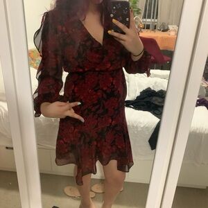 Chic Black Long Sleeve Dress with Lace Detail